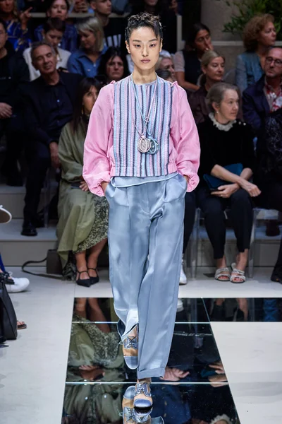 Look 55